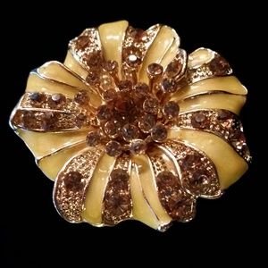 Blooming Cream Enamel & Rhinestone Flower Adj Ring